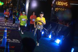 BIB: 130645, 1909
                            <button type="button" onclick="openModal(26275268)" class="btn btn-primary btn-sm float-right btn-popup" data-toggle="modal" data-target=".modal-high-quality">
                        <i class="fas fa-shopping-cart"></i> Add to Cart
                    </button>
                                            <button type="button" onclick="isThisMe(26275268, true)" class="btn btn-success btn-sm float-right btn-popup btn-isme hidden" data-toggle="tooltip" data-placement="bottom" title="นี่คือรูปของคุณใช่ไหม คลิกที่นี่เพื่อเอาเข้าอัลบั้ม">
                        <i class="fas fa-plus"></i> Add to album
                    </button>
                    <button type="button" onclick="isThisMe(26275268, false)" class="btn btn-warning btn-sm float-right btn-popup btn-isnotme hidden">
                        <i class="fas fa-ban"></i> Remove from album
                    </button>